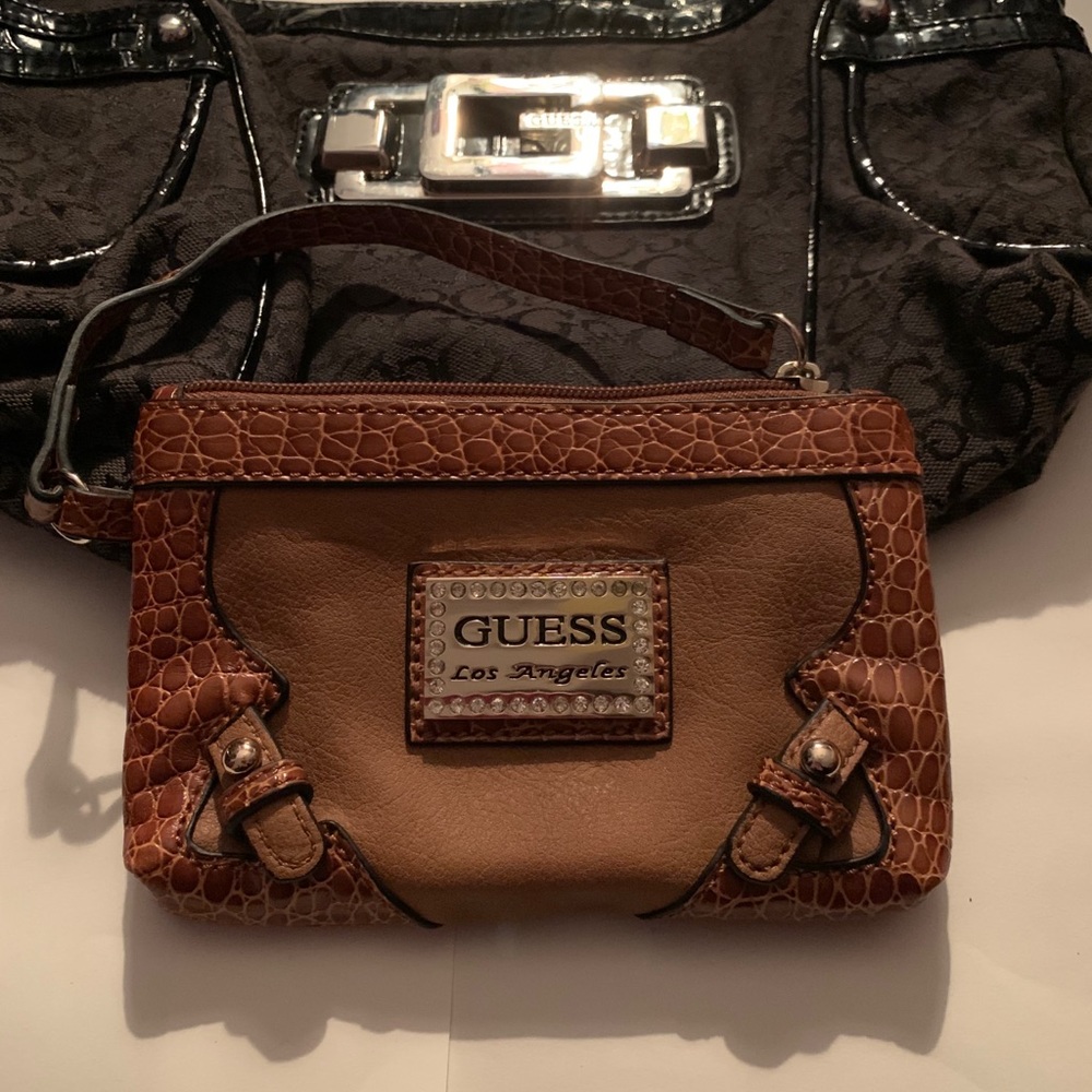 GUESS purse bundle - Picture 2 of 7